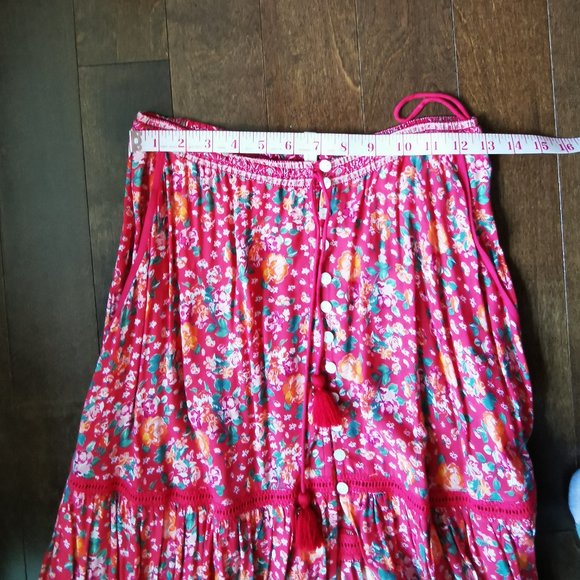 Red Floral Maxi Skirt - Picture 5 of 8